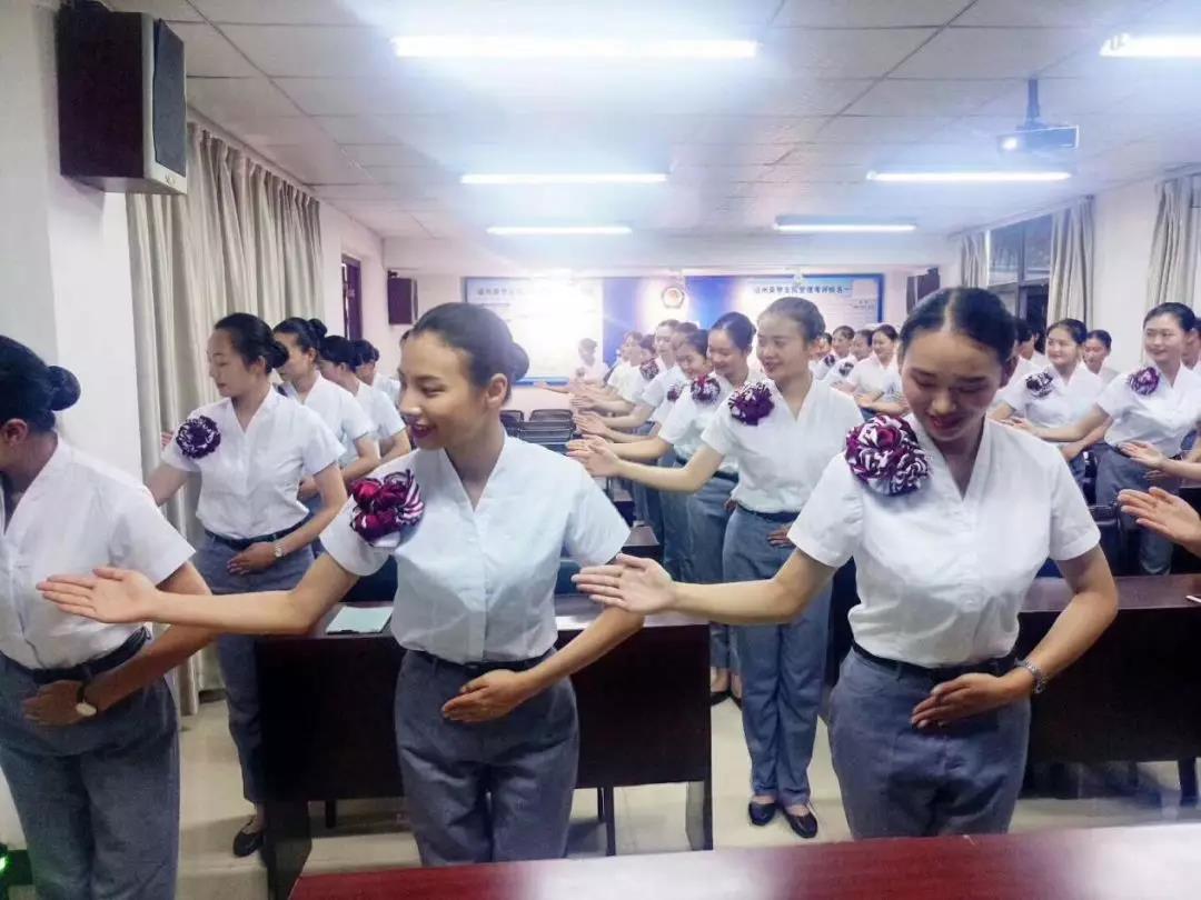 高速铁路客运乘务